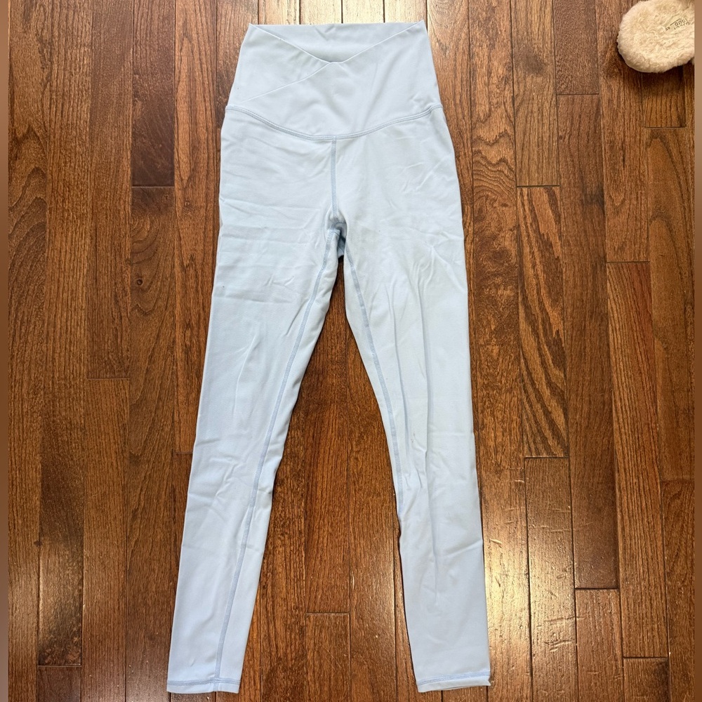 High-Waist Criss Cross Light Blue Leggings